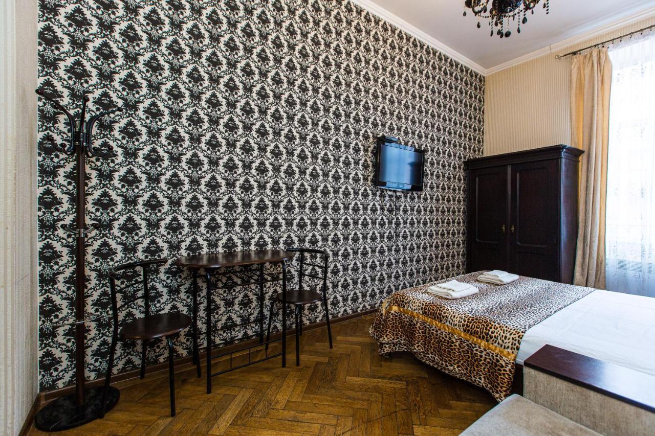 в оренду на копеника 12, біля палацу потоцьких Apartment Lviv