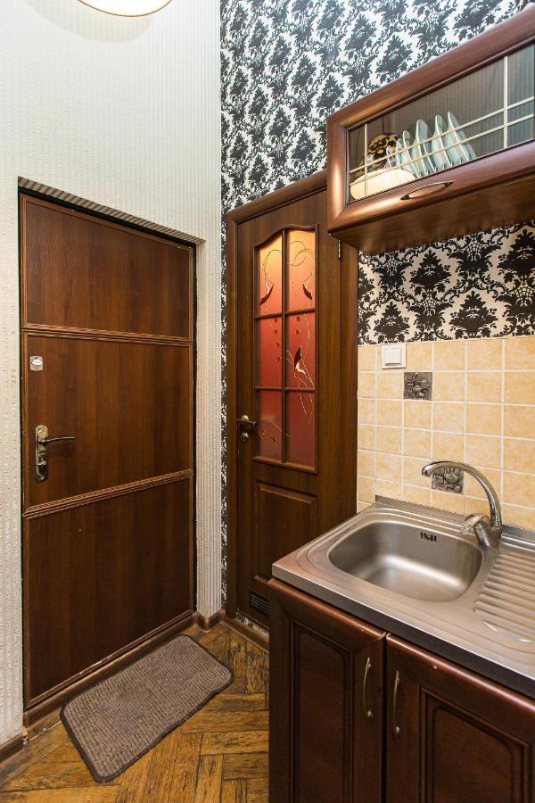 в оренду на копеника 12, біля палацу потоцьких Apartment *
